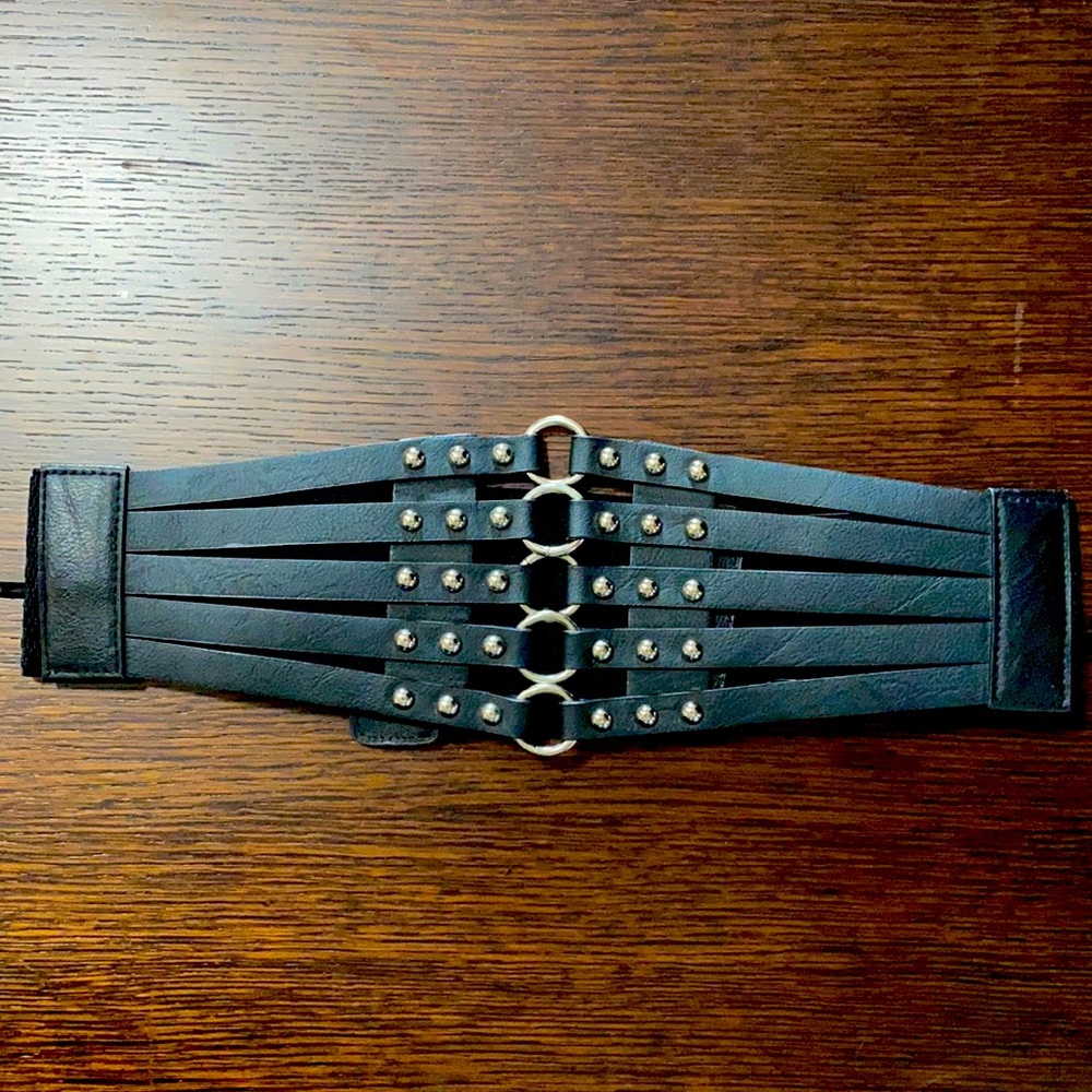 Size 1 Torrid belt with silver embellishments.